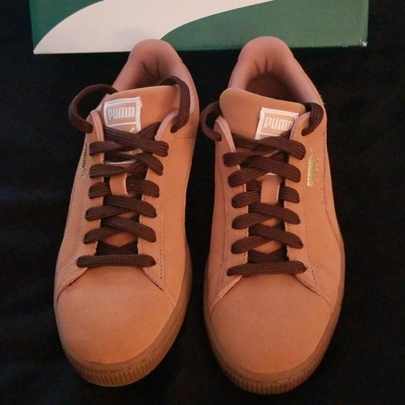 Wheat Puma Suede Classics! 5.5Y/7Women SALE! - Picture 2 of 7